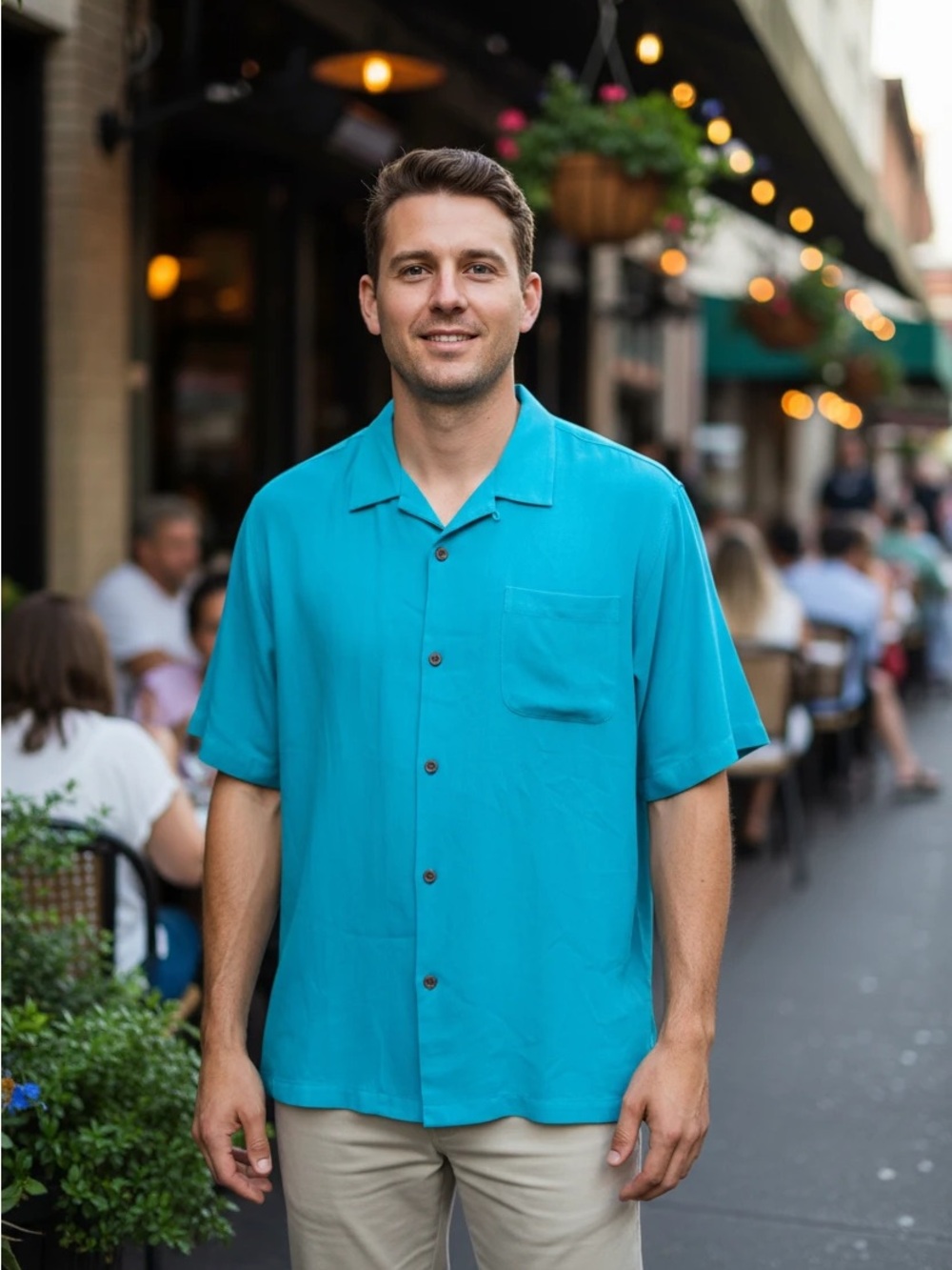 Tommy Bahama Men's 100% Silk Shirt, Size XXL. Shirt is more green then blue.